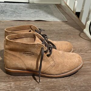 Chippewa Desert Chukka Boots Brown Suede with Black Laces